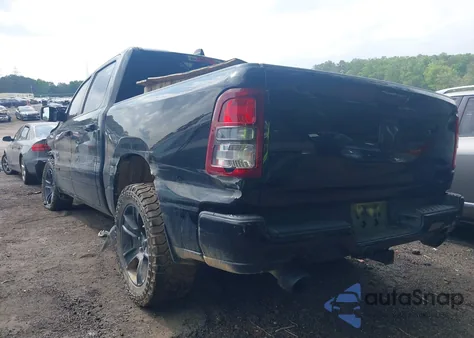 2021 Ram 1500 Big Horn 4X4 5'7 Box z USA, uszkodzony, nr VIN 1C6SRFFT2MN678090